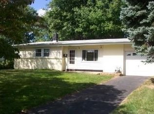 328 Newtown Rd, Warminster, PA 18974