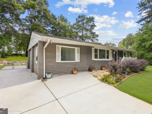 1977 Wee Kirk Rd SE, Atlanta, GA 30316