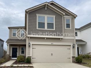 8853 Festival Way, Charlotte, NC 28215