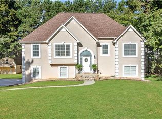 70 New Ct, Carrollton, GA 30116