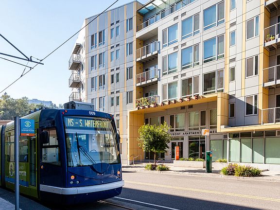 Located on the SW Lowell St. Streetcar stop