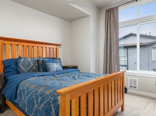 19225 Damson Rd UNIT P-1, Lynnwood, WA 98036