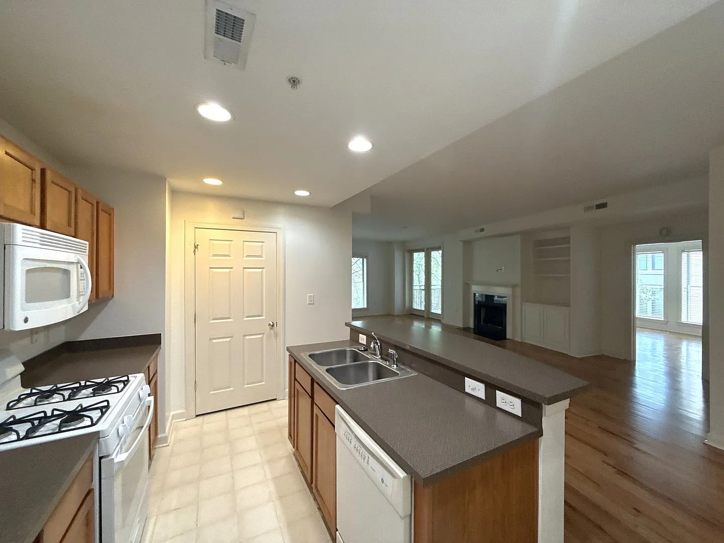 T.R. Lawing Property — Photo 4
