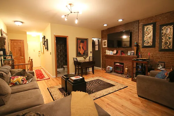 Rented by JK Dansar Corp | media 7