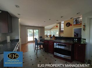 31 Woodmeadow Dr, Salem, NH 03079
