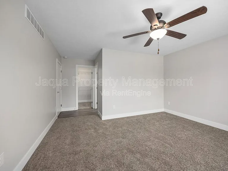 1368 S Village Cir — Photo 12