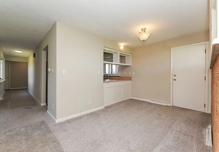 5260 Springfield Jamestown Rd — Photo 5