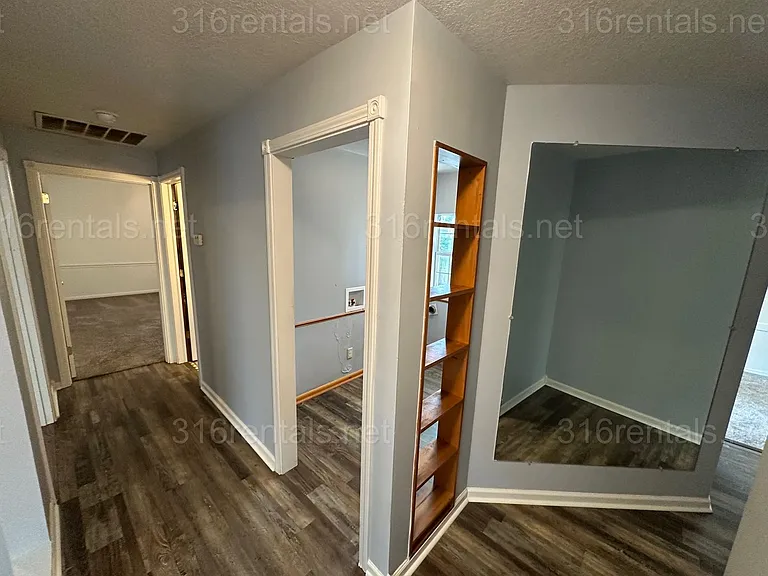 1748 S Meridian Ave — Photo 16