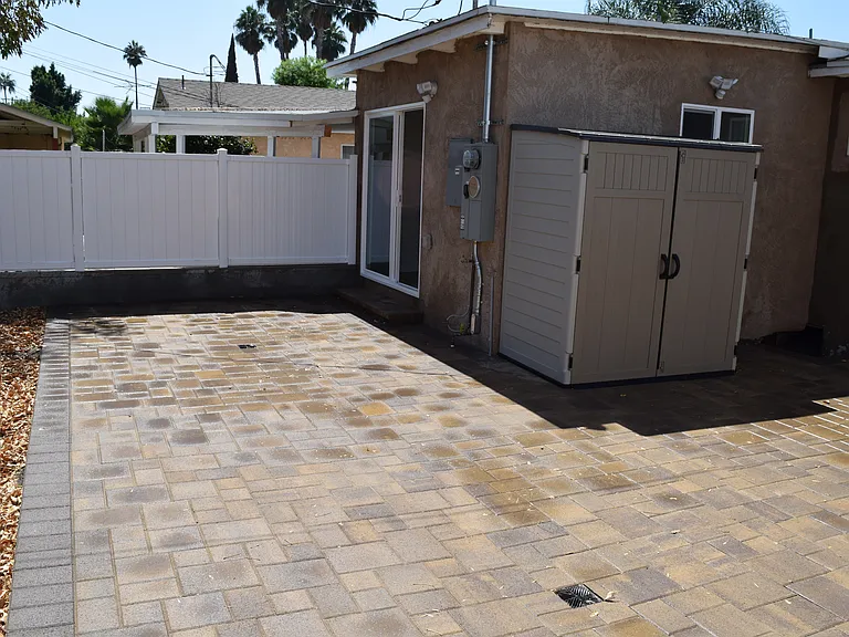8848 Katherine Ave — Photo 25