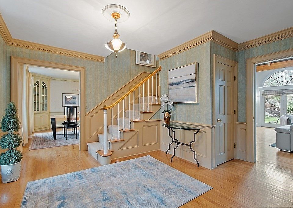 17 Crooked Ln, Manchester, MA 01944 MLS 72966303 Zillow