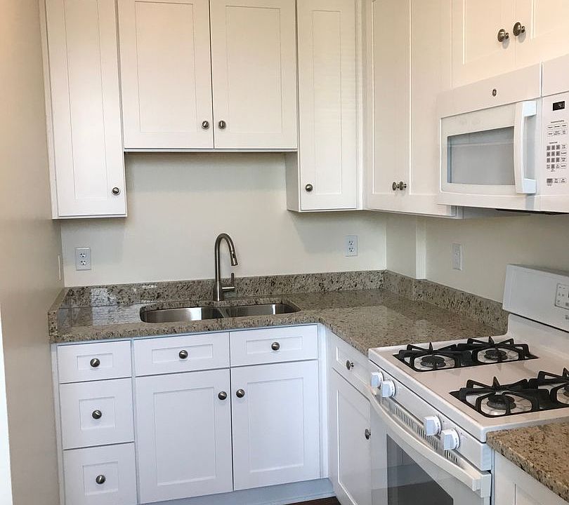 219 Center Street Apartment Rentals Grayslake, IL Zillow
