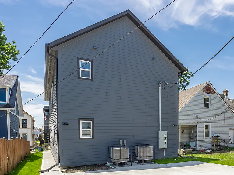 726 Parkway Ave — Photo 8