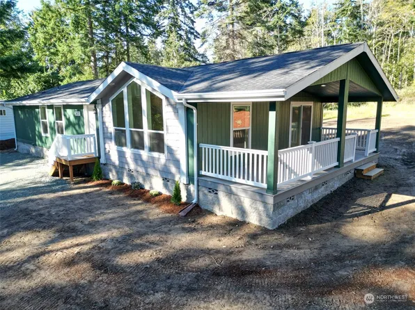 2622 Van Dee Avenue, Greenbank, WA 98253