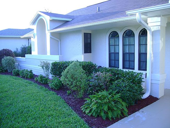2nd image of 2067 N Hyde Dr