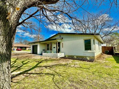 2221 N Alexander St, Sherman, TX, 75092