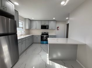 1243 Whelan Pl, Rahway, NJ 07065