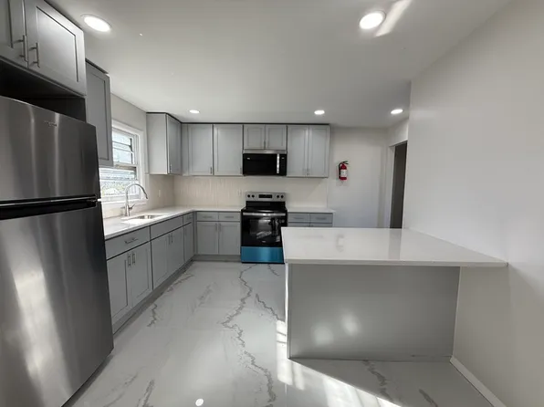 1243 Whelan Pl, Rahway, NJ 07065