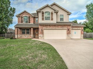 11117 SW 43rd Cir, Mustang, OK 73064