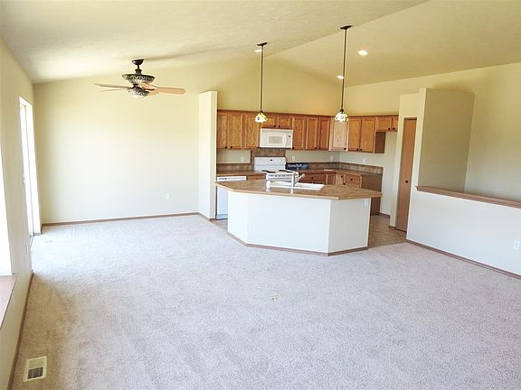 2nd image of 506 N Steen Ln