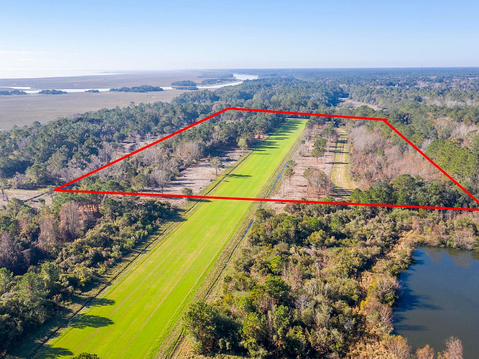 1st image of 1007 Morants Point Rd