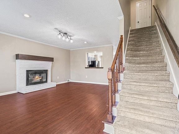 4th image of 1867 Jefferson Ave #1867