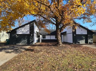 919 N Turtle Creek Dr, Rogers, AR 72756