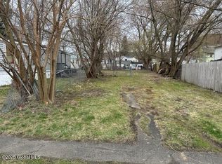 768 1st Ave, Troy, NY 12182