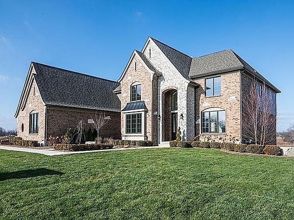 2nd image of 2431 Westbrooke Cir S