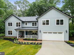 4129 Hunt Rd, Fairfax, VA 22032