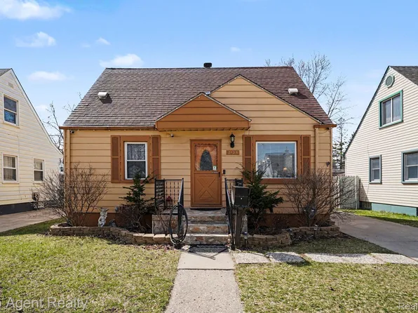 2135 Regina Ave, Lincoln Park, MI 48146