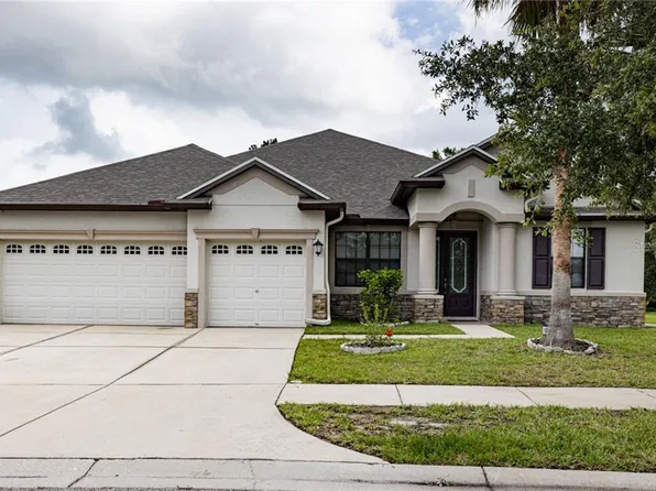 7945 Hampton Lake Dr, Tampa, FL 33647