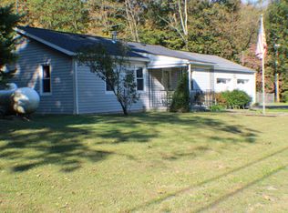 2402 Georges Creek Rd, Gallipolis, OH 45631