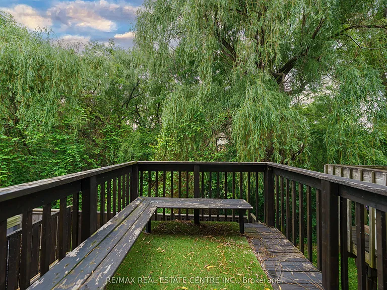 76 Frances Ave #32 — Photo 16