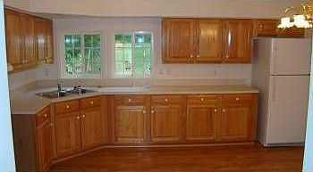 4th image of 311 Moseley Ln
