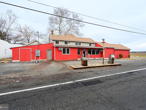 3rd image of 6746 Quaker Neck Rd
