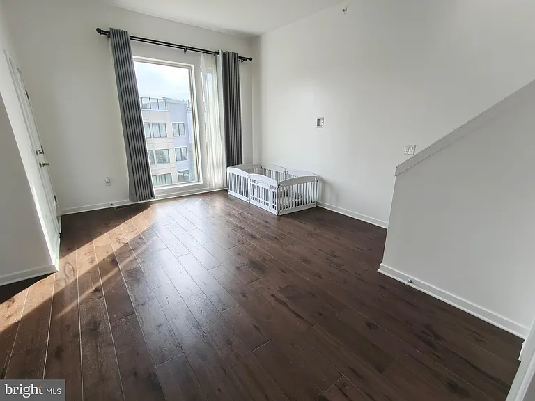 3115 Parkview Walk — Photo 56