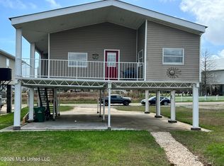 11045 Idaho St, Bay Saint Louis, MS 39520