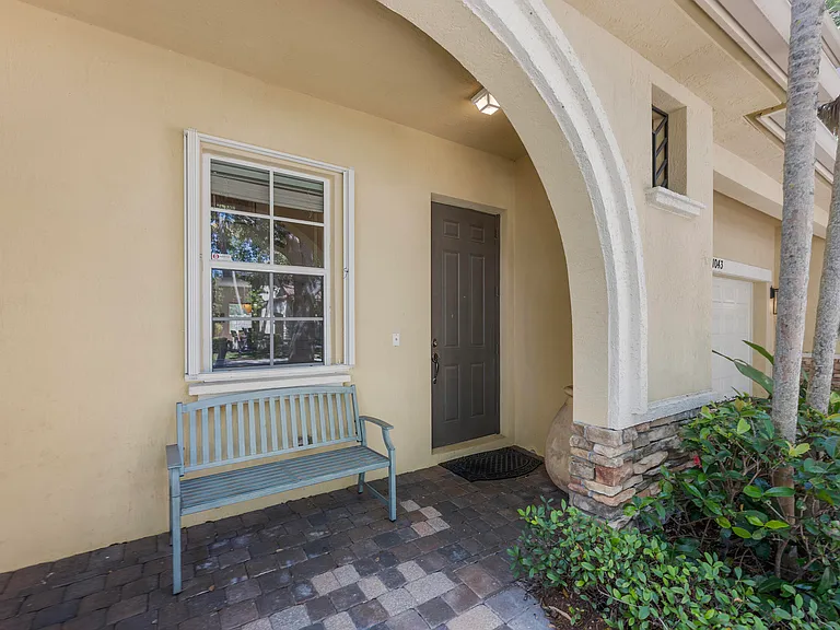 1043 Vintner Blvd — Photo 5