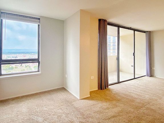 2nd image of 1020 15th St APT 28N