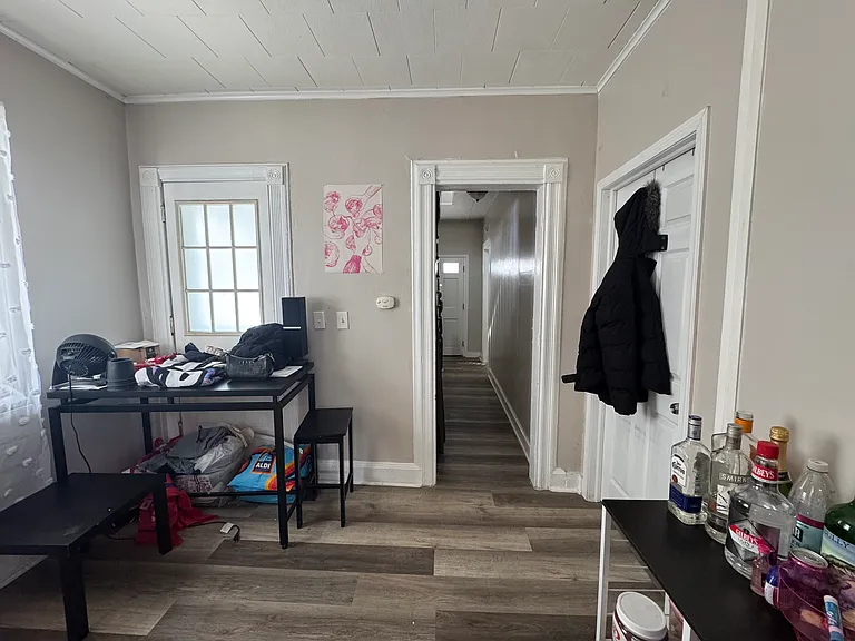 44 Leroy St — Photo 11