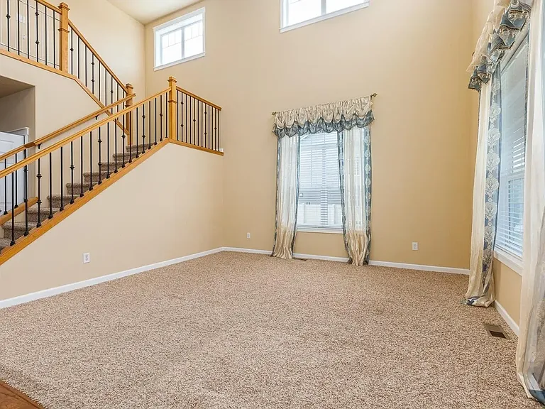 1653 Brantingham Rd — Photo 4