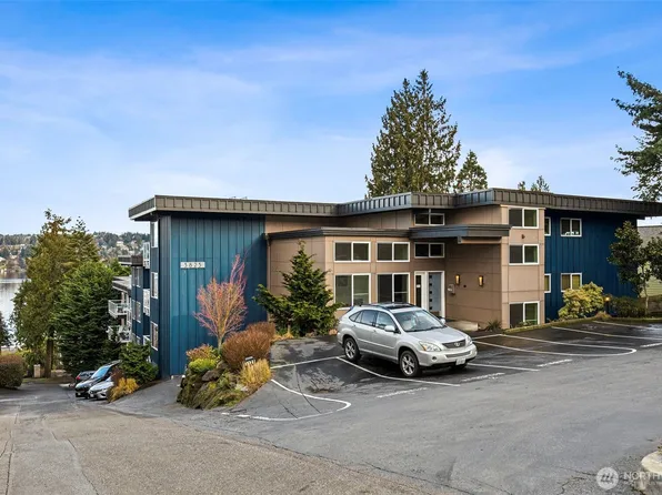 3825 NE 155th Place #201, Lake Forest Park, WA 98155