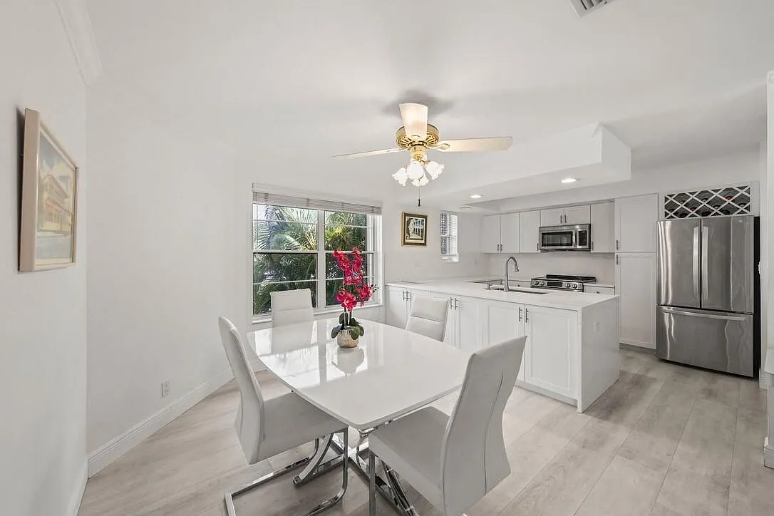 2 bed, 2.0 bath, 1500 sqft, $3,000 — Photo 1