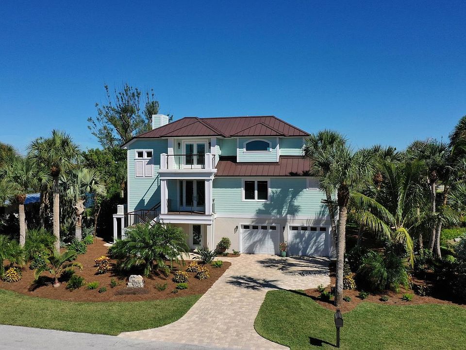 1st image of 1042 Blue Heron Dr