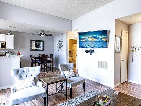 4th image of 3150 Soft Breezes Dr APT 2039