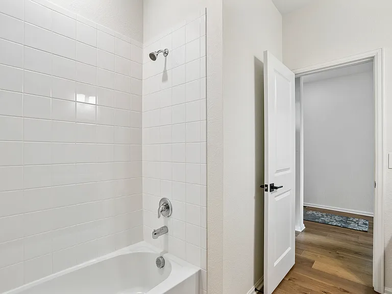 855 N Waterloo Cir — Photo 23