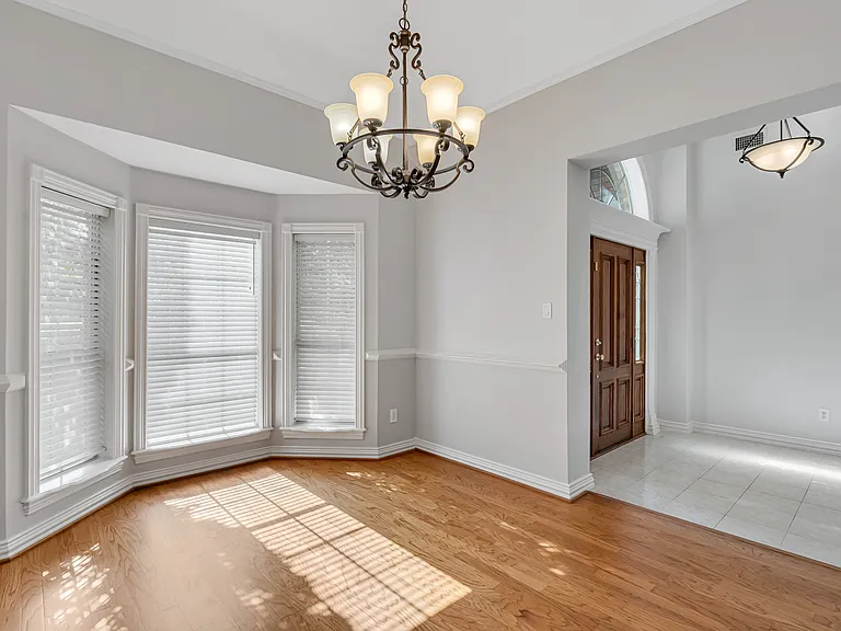 360 Highland Oaks Cir — Photo 9