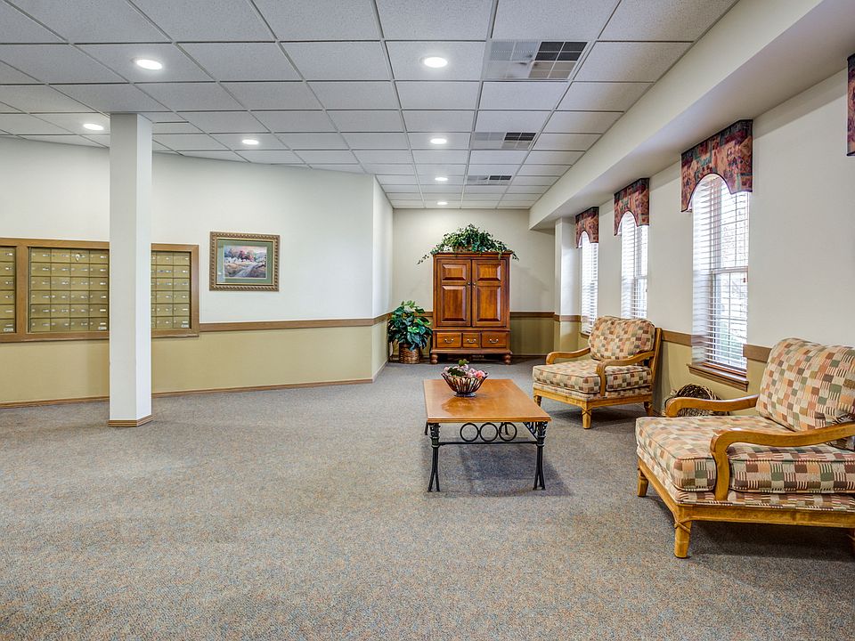 Parkview Senior Apartments 100 Parkview Ln Savoy IL Zillow