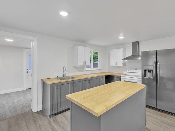 3rd image of 18336 Ashworth Ave N #B