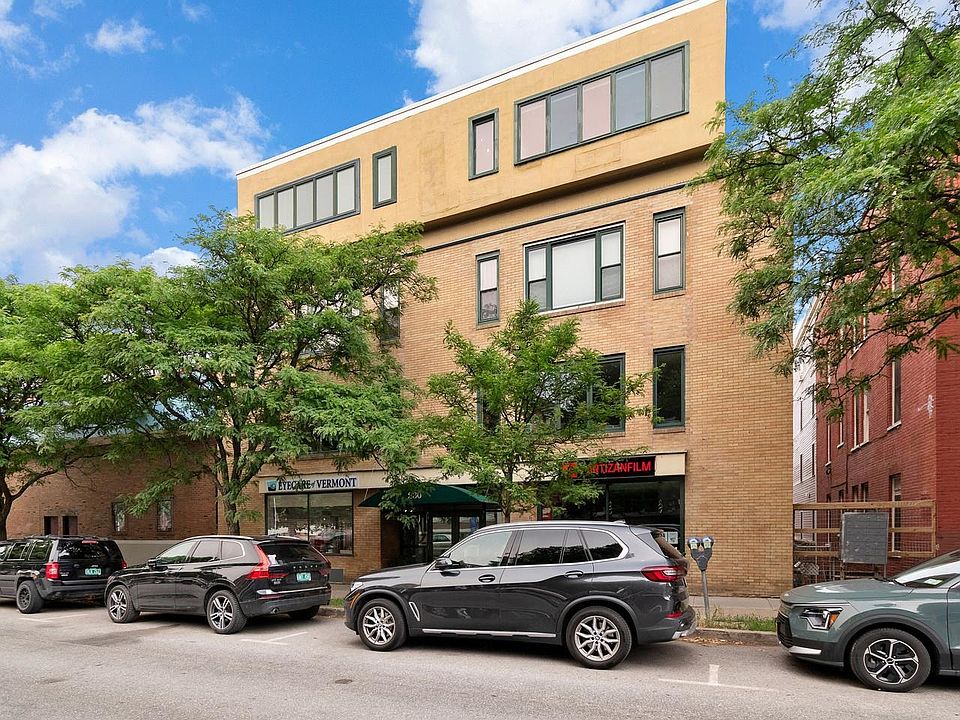 1st image of 230 College Street #4